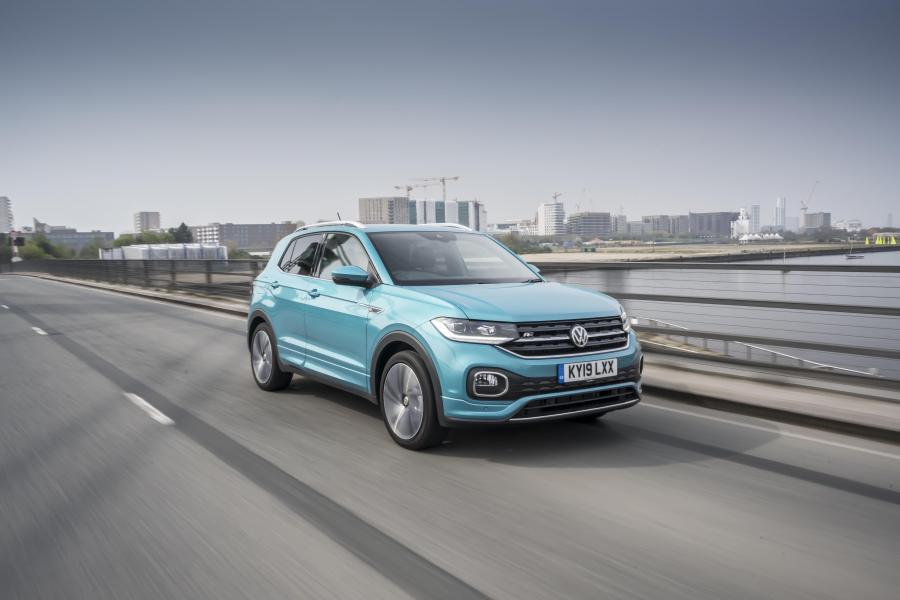  Volkswagen T-Cross R-Line 2019 года  (UK) (фото 1 из 19)